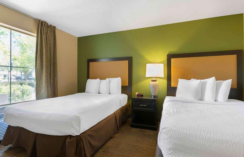 Extended Stay America Select Suites - Phoenix - Airport - E Oak St Room photo